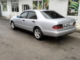 Mercedes-Benz E 230 1997 годаүшін2 700 000 тг. в Алматы – фото 5