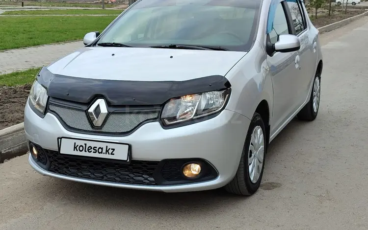 Renault Sandero 2015 годаүшін4 100 000 тг. в Петропавловск