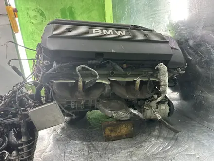 Привозной двигатель M54B30 V3.0 2WD из ОАЭ! за 800 000 тг. в Астана – фото 8