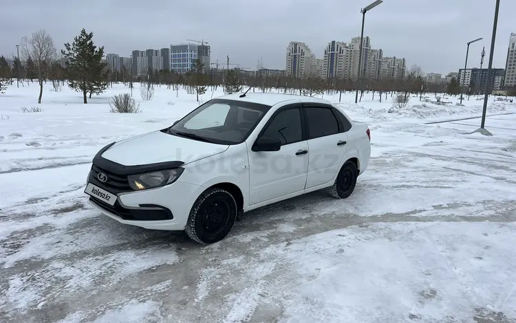 ВАЗ (Lada) Granta 2190 2019 годаүшін3 500 000 тг. в Астана