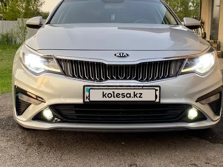 Kia K5 2018 года за 7 500 000 тг. в Алматы