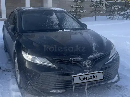 Toyota Camry 2019 года за 13 500 000 тг. в Астана