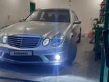 Mercedes-Benz E 320 2002 годаүшін7 500 000 тг. в Алматы – фото 4