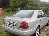Mercedes-Benz C 180 1993 года за 1 800 000 тг. в Усть-Каменогорск – фото 3