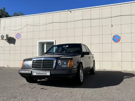 Mercedes-Benz E 300 1991 года за 2 000 000 тг. в Костанай – фото 10