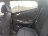 Hyundai Solaris 2014 годаүшін4 800 000 тг. в Петропавловск – фото 3