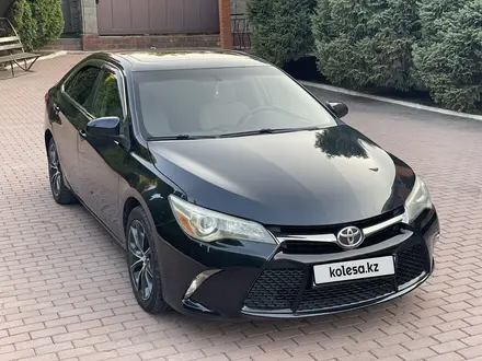 Toyota Camry 2015 года за 9 300 000 тг. в Алматы – фото 14