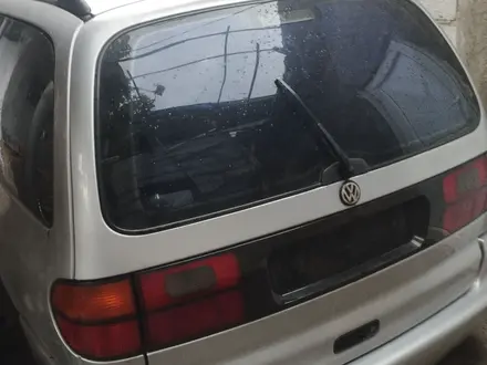 Volkswagen Sharan 1997 года за 1 400 000 тг. в Аксукент – фото 4