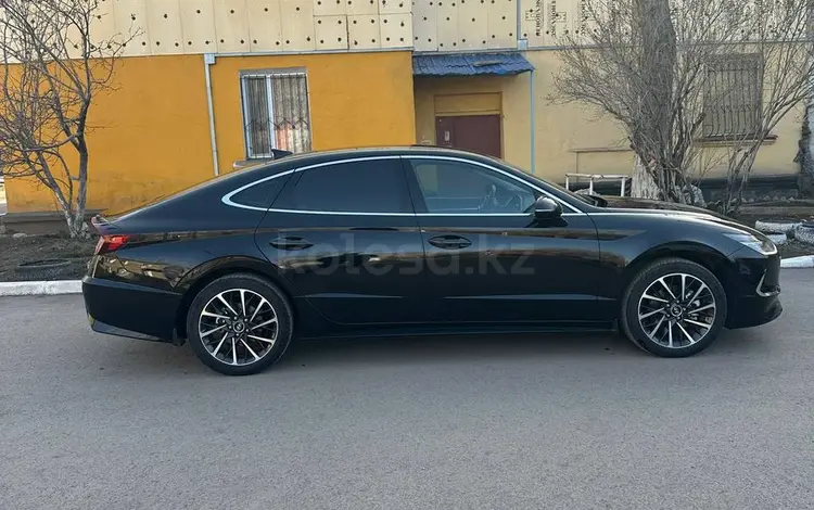 Hyundai Sonata 2022 годаүшін14 000 000 тг. в Караганда