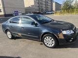 Volkswagen Passat 2007 годаүшін2 500 000 тг. в Караганда – фото 4