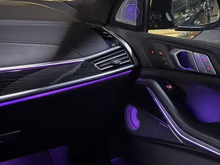 BMW X7 2021 года за 46 000 000 тг. в Астана – фото 15