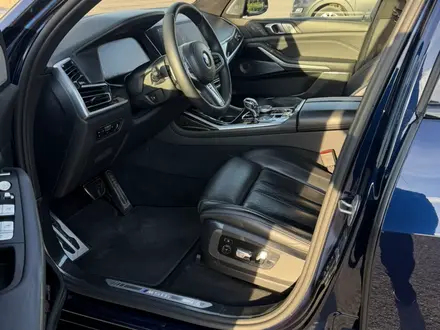 BMW X7 2021 года за 46 000 000 тг. в Астана – фото 7