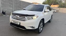 Toyota Highlander 2012 годаүшін14 000 000 тг. в Тараз