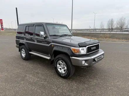 Toyota Land Cruiser 2021 года за 26 000 000 тг. в Астана – фото 3