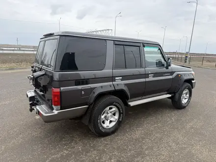 Toyota Land Cruiser 2021 года за 26 000 000 тг. в Астана – фото 2