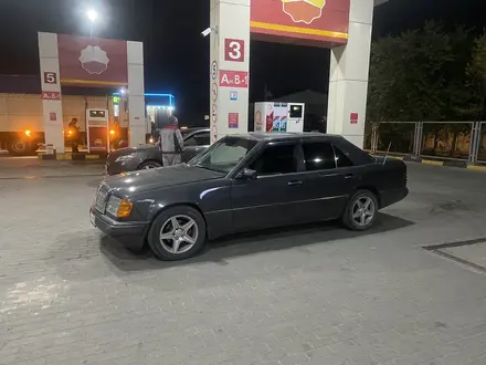 Mercedes-Benz E 230 1992 года за 1 600 000 тг. в Тараз – фото 9