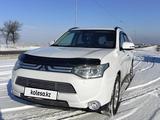 Mitsubishi Outlander 2013 годаүшін8 500 000 тг. в Алматы