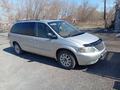 Chrysler Voyager 2002 года за 2 350 000 тг. в Караганда – фото 2