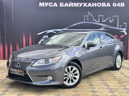 Lexus ES 300h 2012 года за 7 150 000 тг. в Атырау