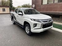 Mitsubishi L200 2023 года за 13 200 000 тг. в Атырау