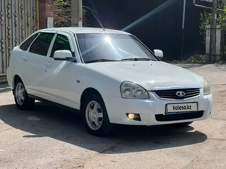 ВАЗ (Lada) Priora 2172 2013 года за 2 600 000 тг. в Алматы – фото 2