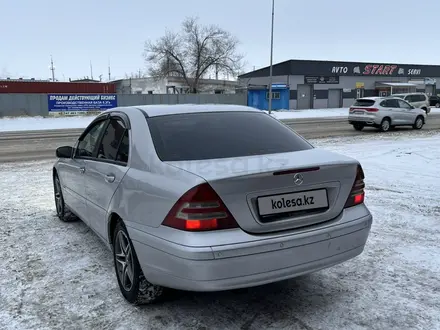 Mercedes-Benz C 200 2002 года за 3 900 000 тг. в Сатпаев – фото 4