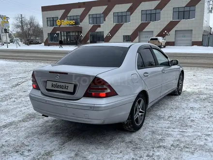 Mercedes-Benz C 200 2002 года за 3 900 000 тг. в Сатпаев – фото 5