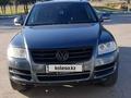 Volkswagen Touareg 2006 годаfor6 900 000 тг. в Рудный – фото 3