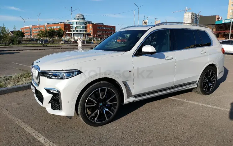 BMW X7 2021 года за 70 000 000 тг. в Астана