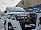 Toyota Alphard 2017 года за 25 000 000 тг. в Алматы