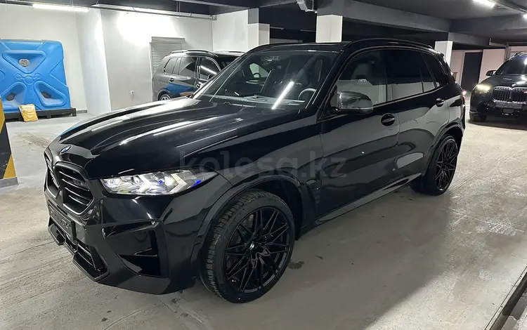 BMW X5 M 2024 года за 98 000 000 тг. в Алматы