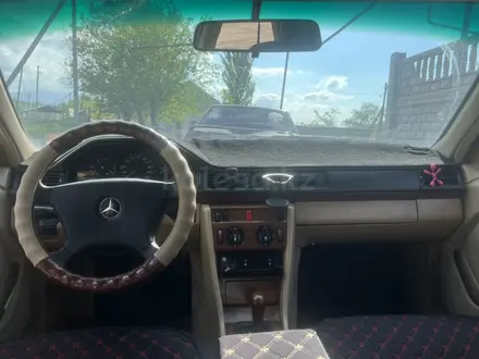 Mercedes-Benz E 230 1991 года за 800 000 тг. в Алматы – фото 3