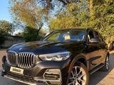 BMW X5 2021 года за 33 000 000 тг. в Алматы – фото 2