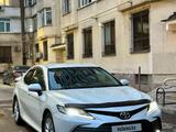 Toyota Camry 2021 годаүшін15 200 000 тг. в Алматы – фото 3