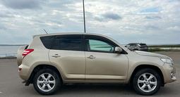 Toyota RAV4 2010 года за 9 000 000 тг. в Кокшетау – фото 2