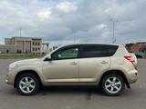 Toyota RAV4 2010 года за 9 000 000 тг. в Кокшетау