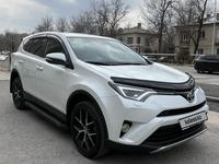 Toyota RAV4 2019 года за 15 500 000 тг. в Шымкент