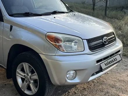 Toyota RAV4 2004 годаүшін6 300 000 тг. в Алматы