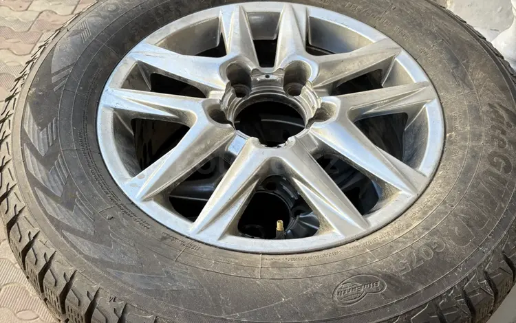 Lx, Toyota Land Cruiser диски R18 с резиной за 780 000 тг. в Алматы