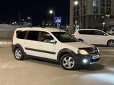 ВАЗ (Lada) Largus Cross 2018 года за 4 100 000 тг. в Атырау – фото 2