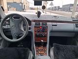 Mercedes-Benz E 320 1999 года за 4 000 000 тг. в Жезказган – фото 5