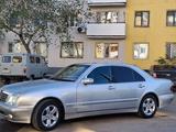 Mercedes-Benz E 320 1999 года за 4 200 000 тг. в Астана – фото 2