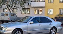 Mercedes-Benz E 320 1999 года за 4 000 000 тг. в Жезказган – фото 2