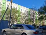 Mercedes-Benz E 320 1999 года за 4 200 000 тг. в Астана – фото 3