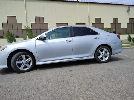 Toyota Camry 2014 года за 7 750 000 тг. в Уральск – фото 3