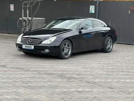 Mercedes-Benz CLS 500 2006 года за 8 000 000 тг. в Алматы – фото 21