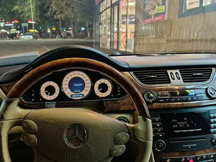 Mercedes-Benz CLS 500 2006 года за 8 000 000 тг. в Алматы – фото 8