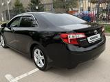 Toyota Camry 2014 годаүшін7 900 000 тг. в Алматы – фото 4
