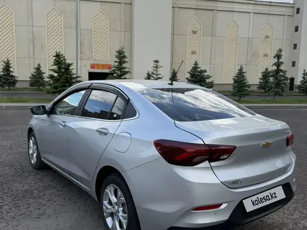 Chevrolet Onix 2023 года за 5 900 000 тг. в Астана – фото 4