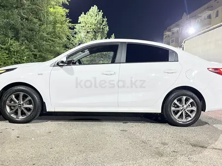 Kia Rio 2021 года за 4 500 000 тг. в Алматы – фото 4